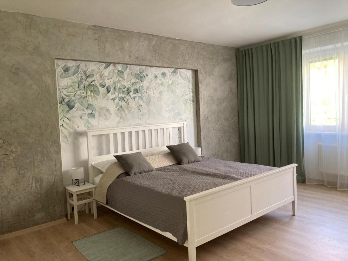 Appartement Family Provence Mikulov Extérieur photo