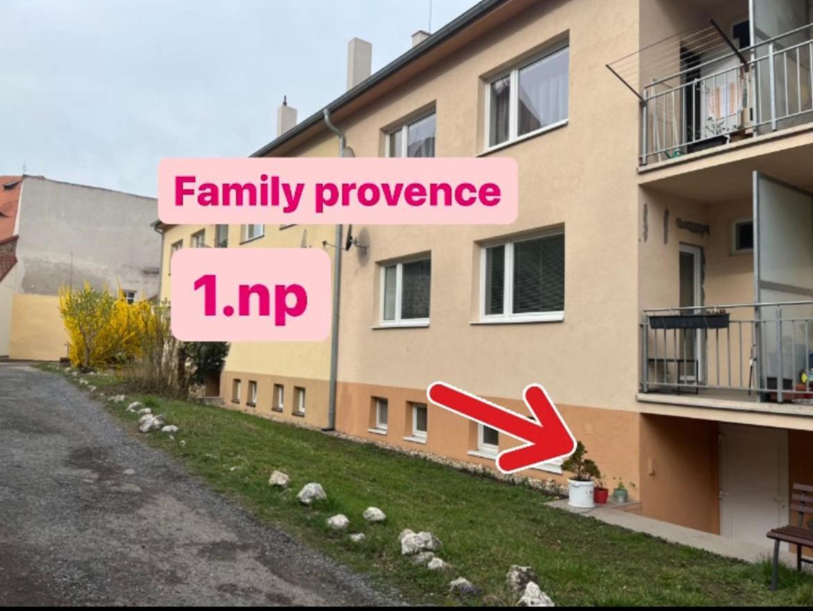 Appartement Family Provence Mikulov Extérieur photo
